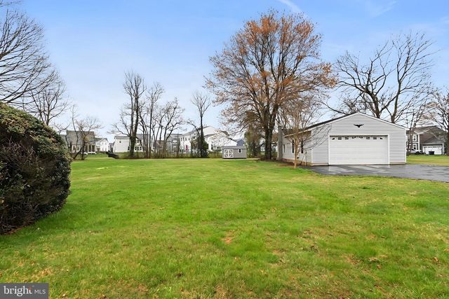 1396 S KING ST, Leesburg, VA 20175