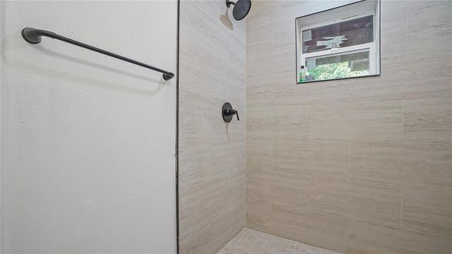 5717 LAWNDALE ROAD B, Orlando, FL 32808