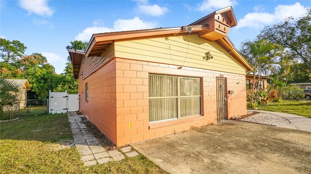 5717 LAWNDALE ROAD B, Orlando, FL 32808