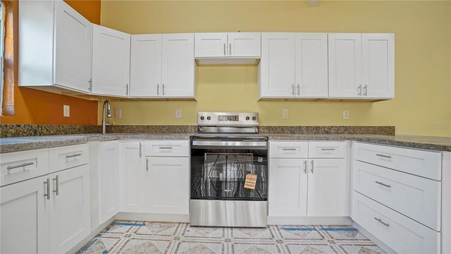 5717 LAWNDALE ROAD B, Orlando, FL 32808