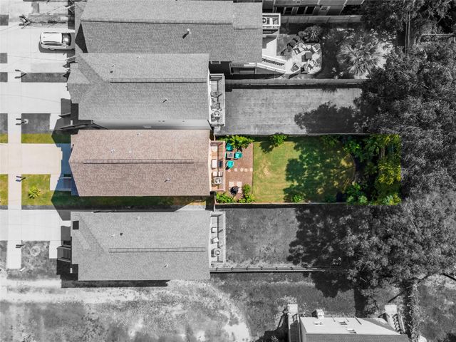 3535 Avenue M, Galveston, TX 77550