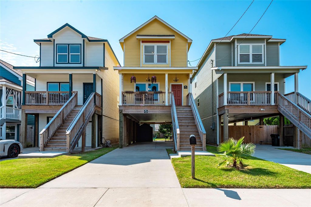 3535 Avenue M, Galveston, TX 77550