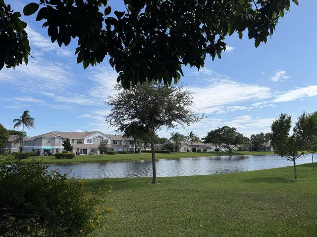 9262 Boca Gardens Parkway B, Boca Raton, FL 33496