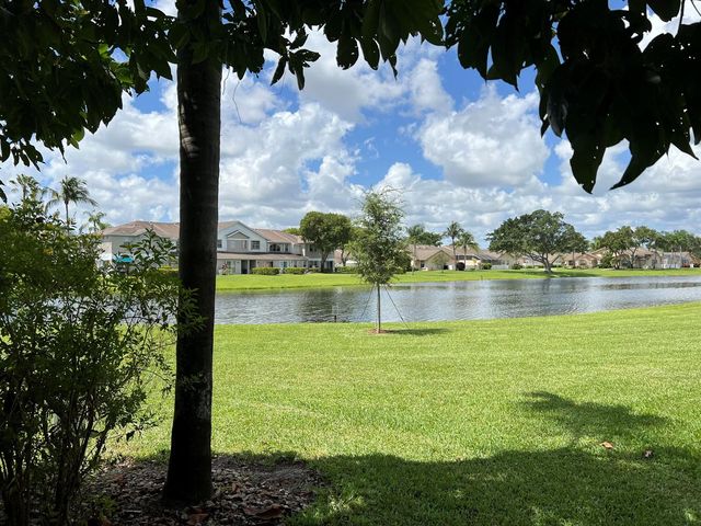 9262 Boca Gardens Parkway B, Boca Raton, FL 33496