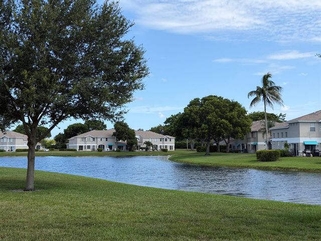9262 Boca Gardens Parkway B, Boca Raton, FL 33496