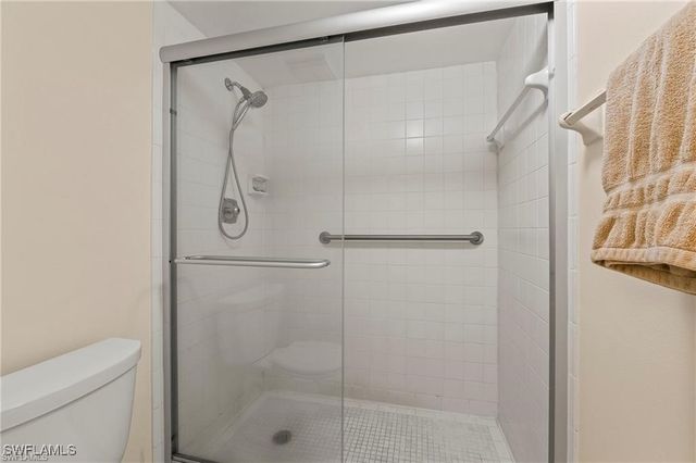 1055 Forest Lakes DR E209, Naples, FL 34105