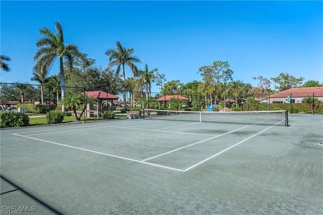 1055 Forest Lakes DR E209, Naples, FL 34105