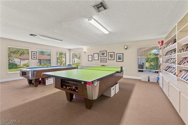 1055 Forest Lakes DR E209, Naples, FL 34105