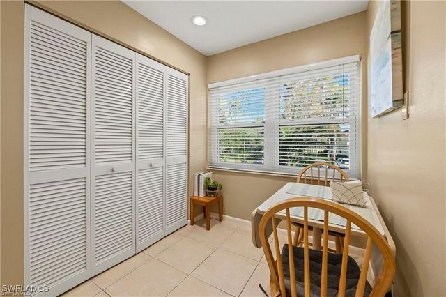 1055 Forest Lakes DR E209, Naples, FL 34105