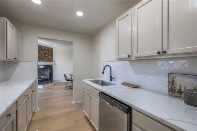 619 N Gallatin Street, Liberty, MO 64068