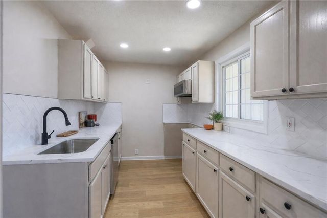 619 N Gallatin Street, Liberty, MO 64068