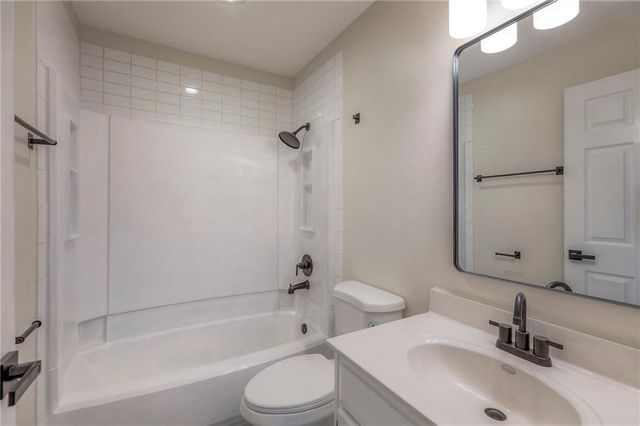 619 N Gallatin Street, Liberty, MO 64068