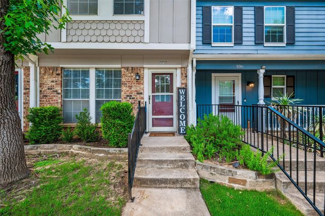 107 Churchill Lane, Euless, TX 76039