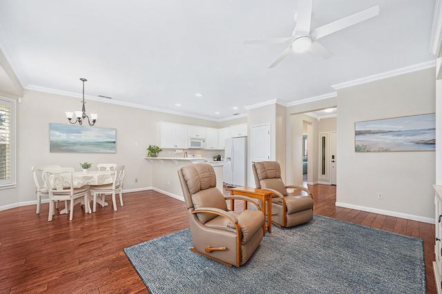 4075 Coldwater Dr, Rocklin, CA 95765