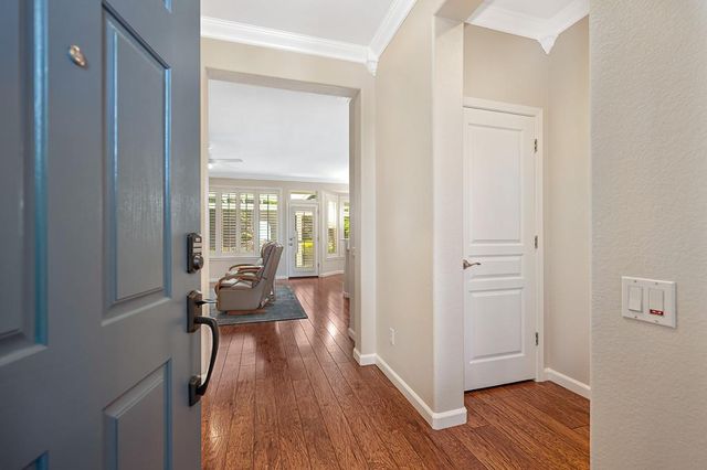 4075 Coldwater Dr, Rocklin, CA 95765