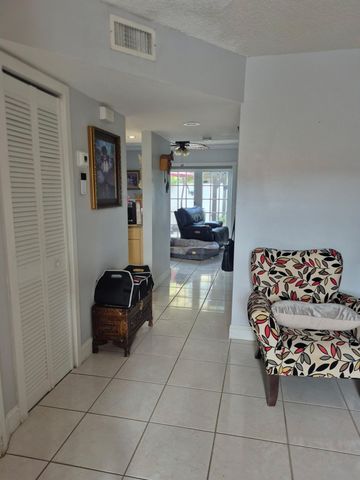 7101 W 24th Avenue 45, Hialeah, FL 33016