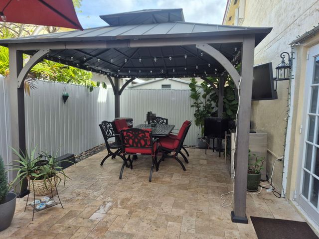 7101 W 24th Avenue 45, Hialeah, FL 33016