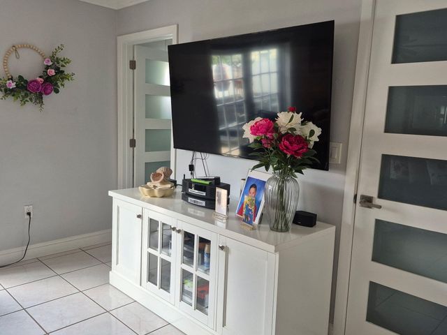 7101 W 24th Avenue 45, Hialeah, FL 33016