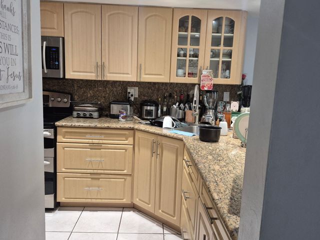 7101 W 24th Avenue 45, Hialeah, FL 33016