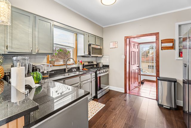 3400 N Natoma Avenue, Chicago, IL 60634