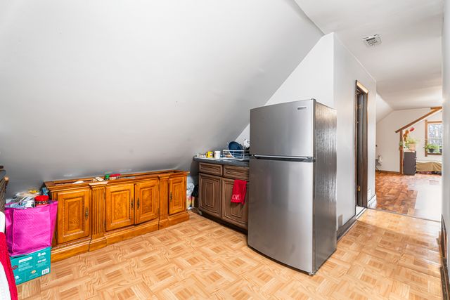 3400 N Natoma Avenue, Chicago, IL 60634