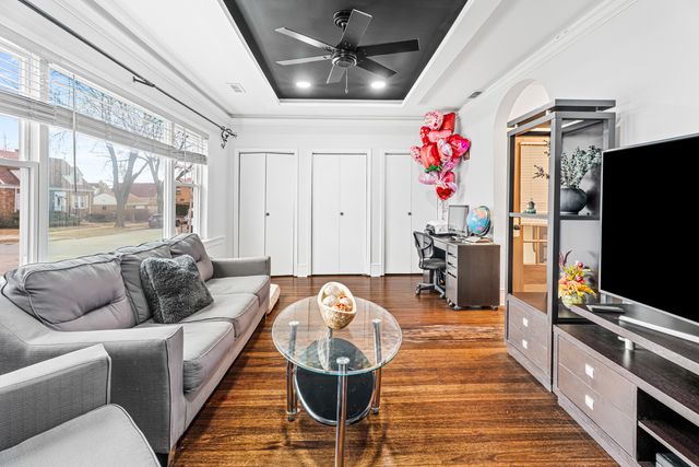 3400 N Natoma Avenue, Chicago, IL 60634