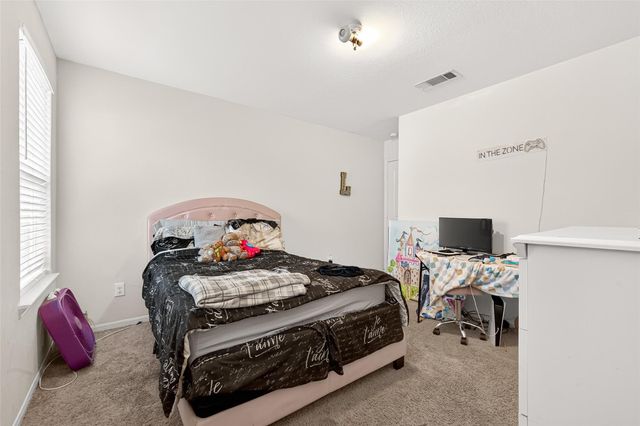 10538 Pine Landing Drive, Houston, TX 77088