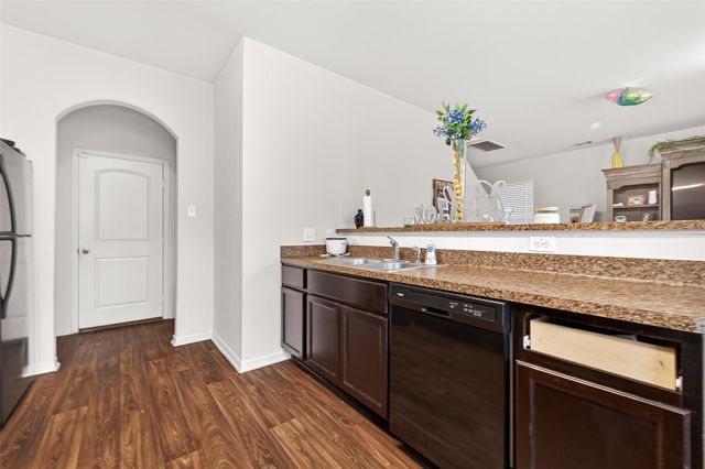 10538 Pine Landing Drive, Houston, TX 77088