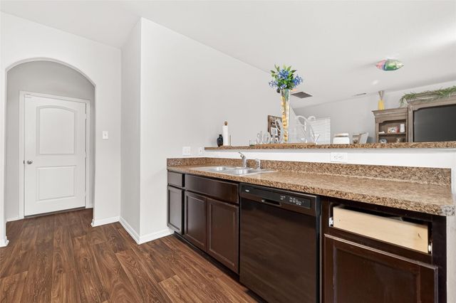 10538 Pine Landing Drive, Houston, TX 77088