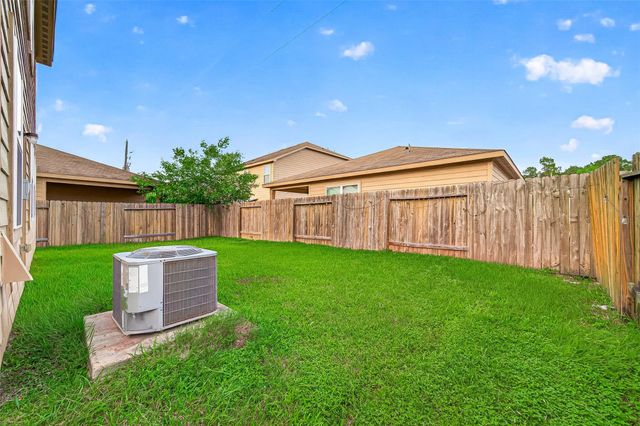 10538 Pine Landing Drive, Houston, TX 77088