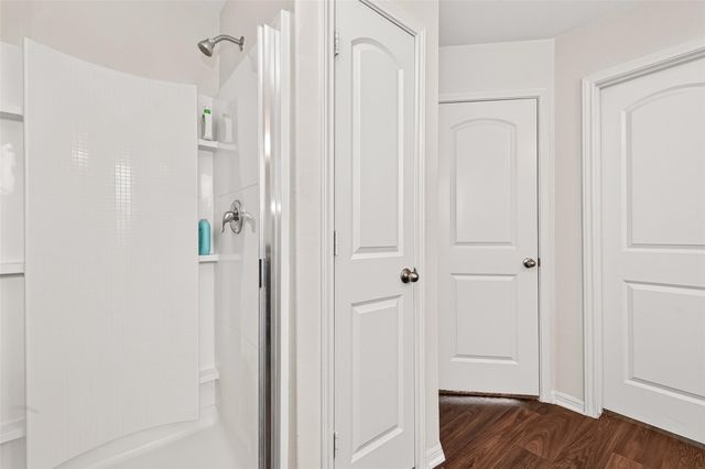 10538 Pine Landing Drive, Houston, TX 77088