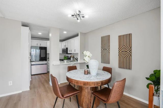 231 Riverview Way, Oceanside, CA 92057