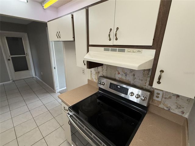 4212 NEIL LANE, Bradenton, FL 34208