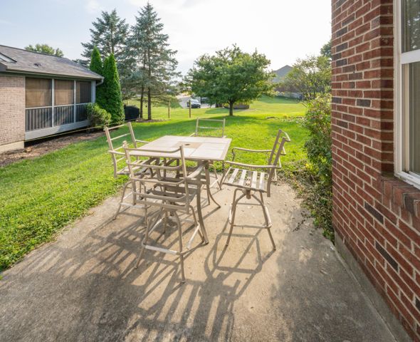 7602 Cloudstone Drive, Florence, KY 41042