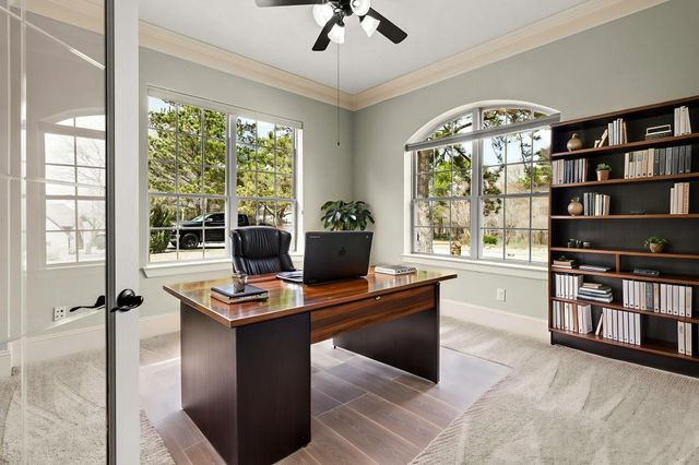 73 La Jolla Circle, Montgomery, TX 77356