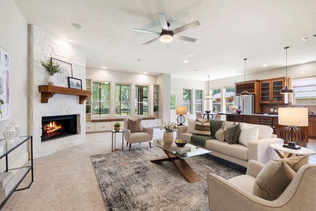 73 La Jolla Circle, Montgomery, TX 77356