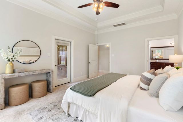 73 La Jolla Circle, Montgomery, TX 77356