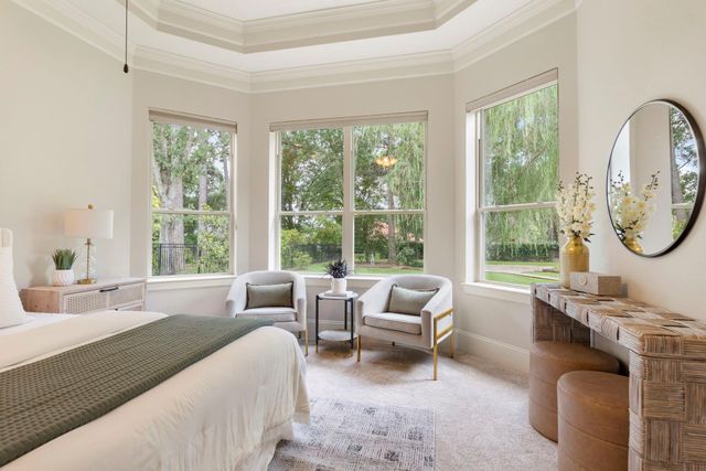 73 La Jolla Circle, Montgomery, TX 77356