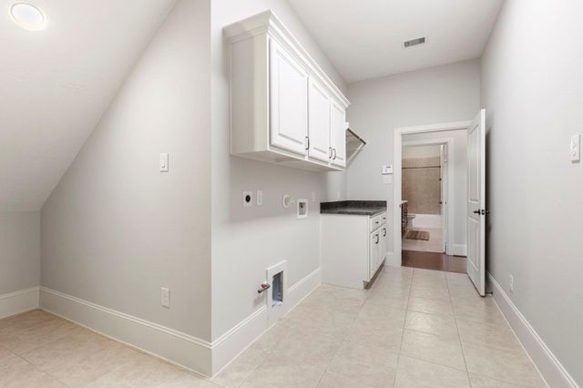 73 La Jolla Circle, Montgomery, TX 77356