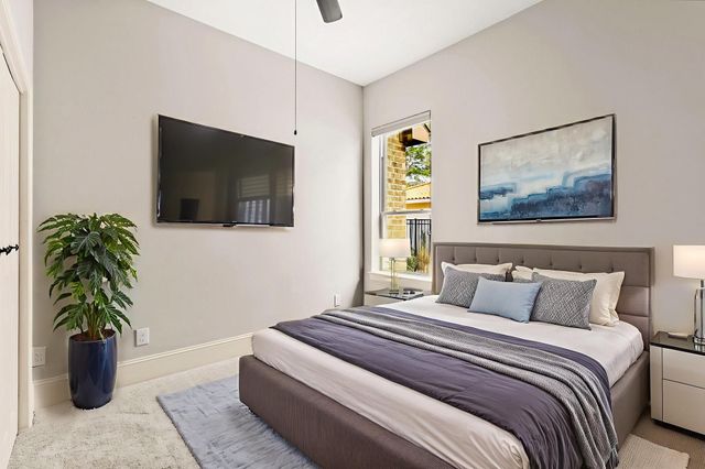 73 La Jolla Circle, Montgomery, TX 77356