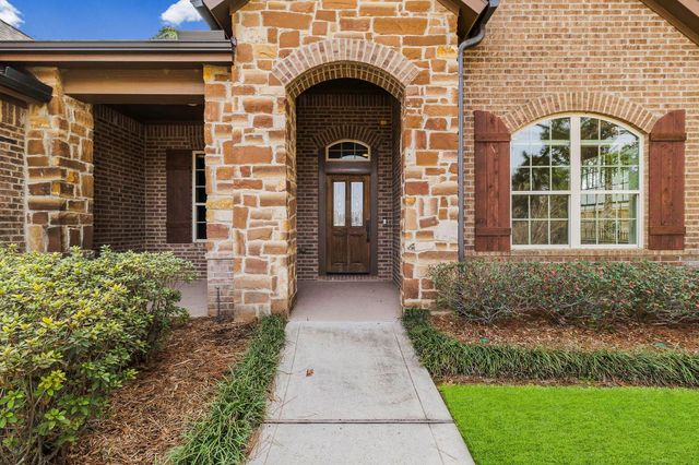 73 La Jolla Circle, Montgomery, TX 77356
