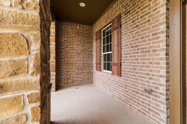 73 La Jolla Circle, Montgomery, TX 77356