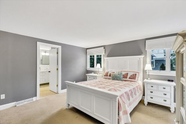 97 Walton Heath Way, Mashpee, MA 02649