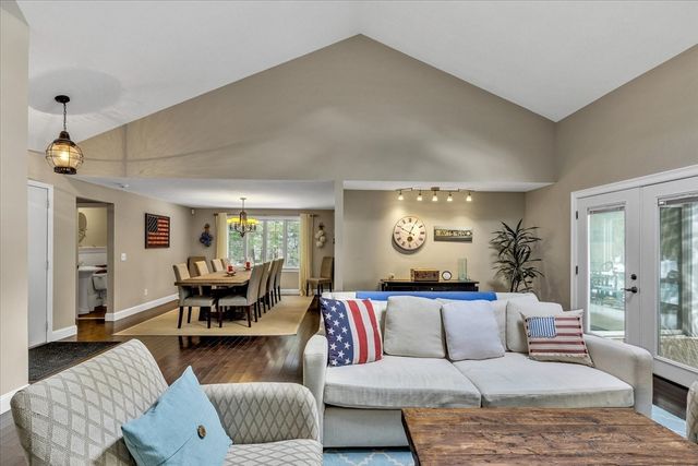 97 Walton Heath Way, Mashpee, MA 02649