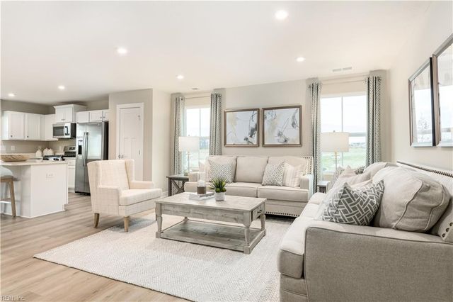 120 Tuscorora LN, Moyock, NC 27958