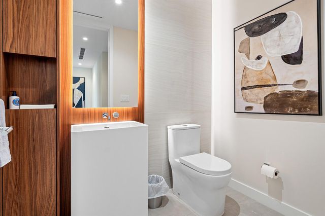 220 SE Mizner Boulevard 810, Boca Raton, FL 33432