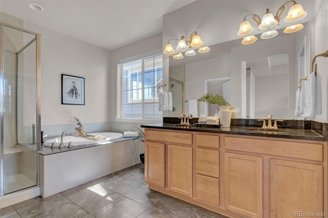 25748 E Calhoun Place, Aurora, CO 80016