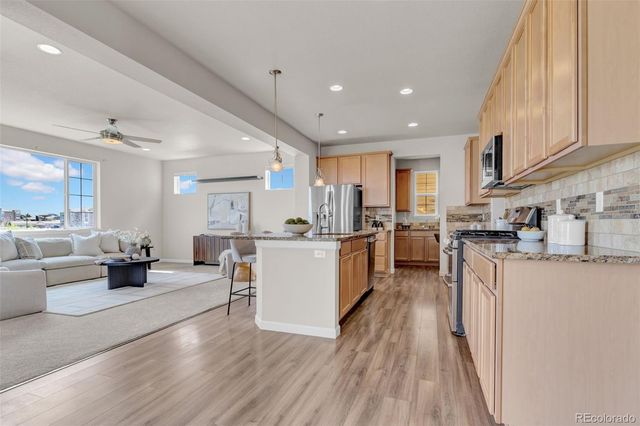25748 E Calhoun Place, Aurora, CO 80016