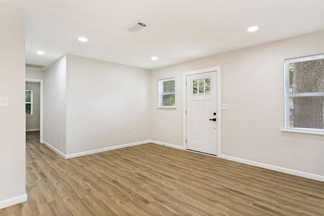 904 Bryan Drive, Bedford, TX 76022