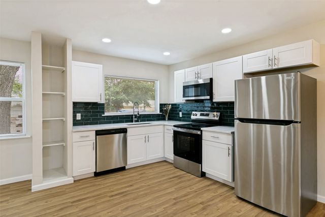 904 Bryan Drive, Bedford, TX 76022